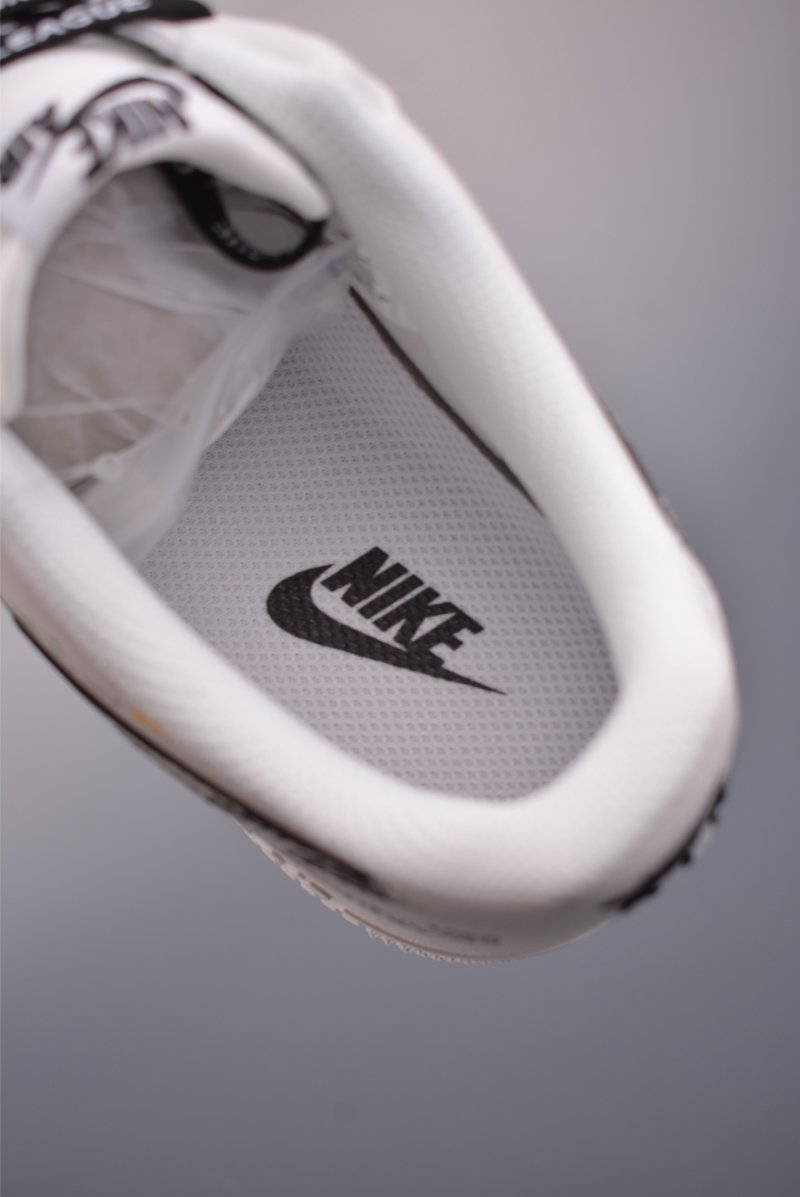Nike Air Force 1 Low 'Graffiti' view