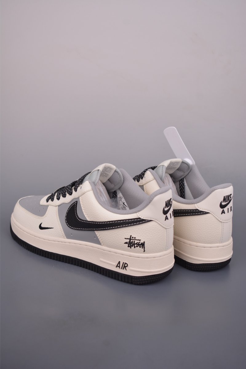 Nike Air Force 1 Low 'Stüssy' view