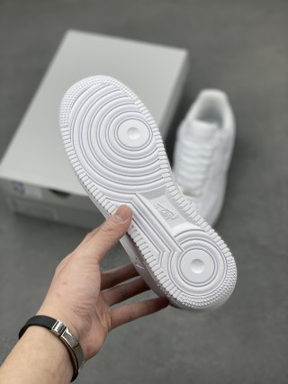 Nike Air Force 1 Mid 'Triple White' view 6