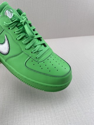 Off-White x Nike Air Force 1 '07 'Green' view 7
