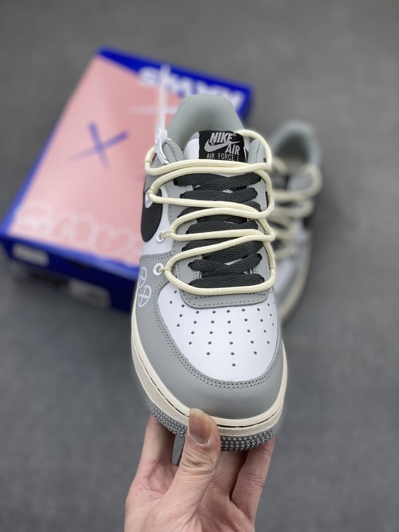 Nike Air Force 1 x KAWS 'Deep Grey Black' view