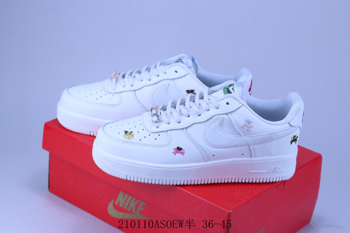 Nike Air Force 1 Low 'White' view
