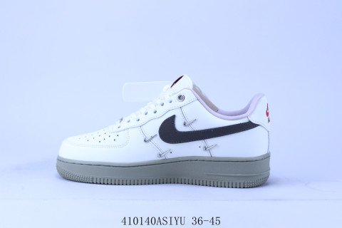 Nike Air Force 1 Low view 2