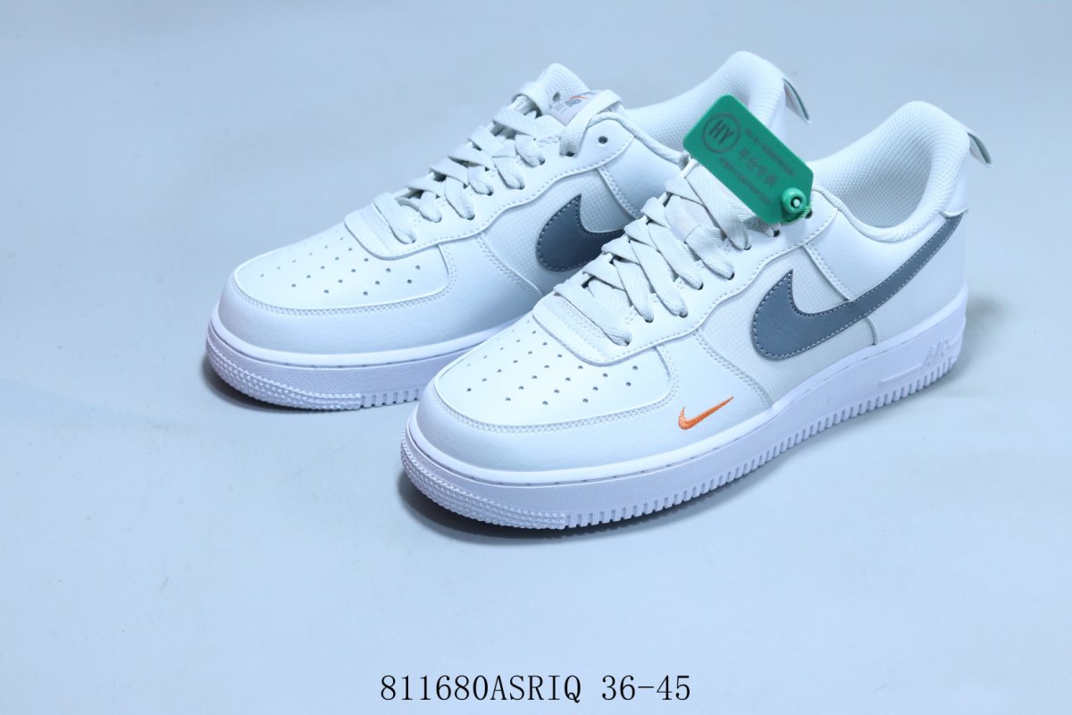 Nike Air Force 1 Low view