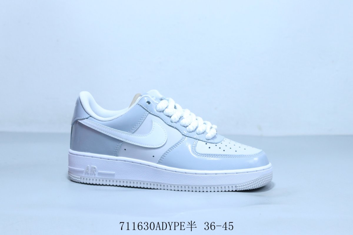 Nike Air Force 1 Low