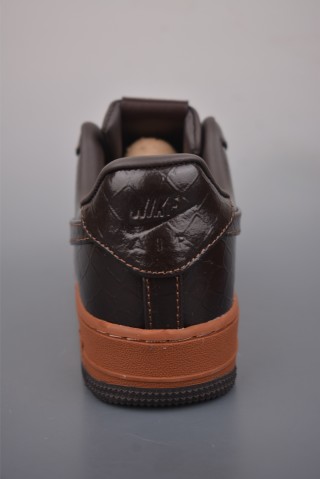 Nike Air Force 1 Low view 4