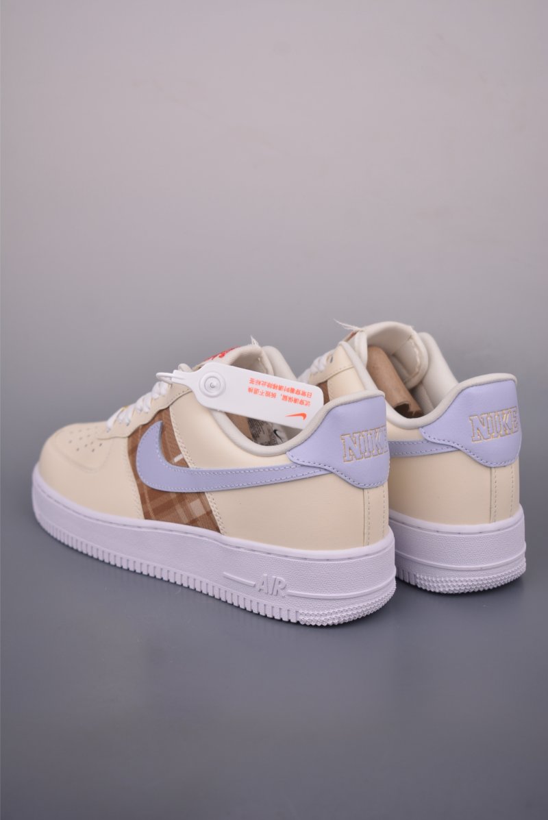 Nike Air Force 1 Low view