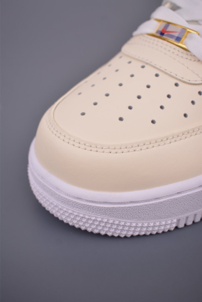Nike Air Force 1 Low view
