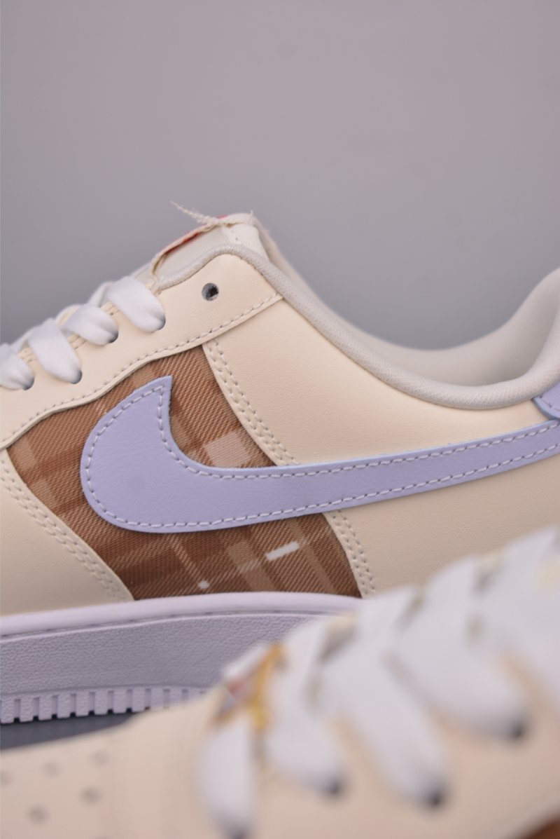Nike Air Force 1 Low view