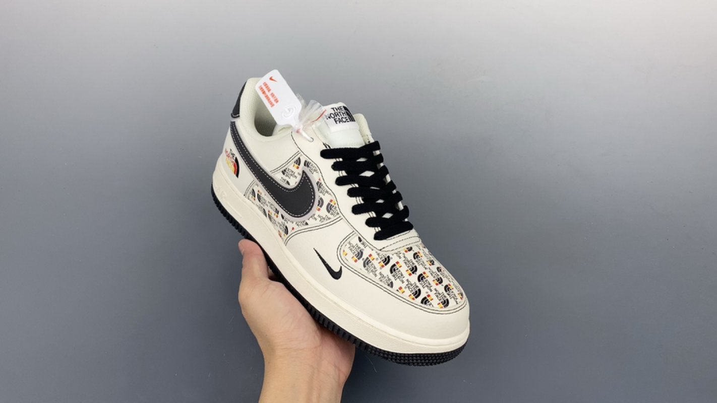 Nike Air Force 1 Low 'North Face Collaboration'