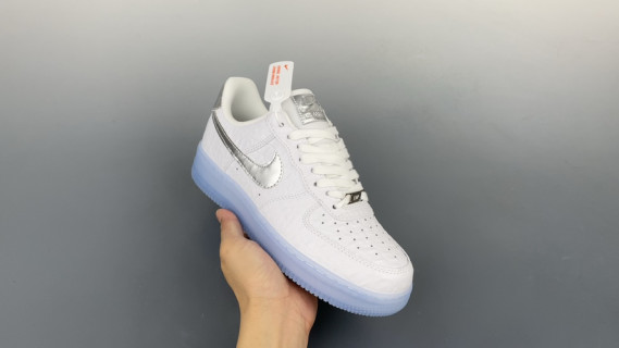 Nike Air Force 1 Low 'White' view 1