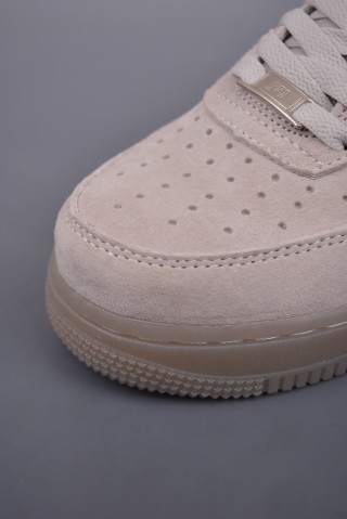 Nike Air Force 1 Low view 6
