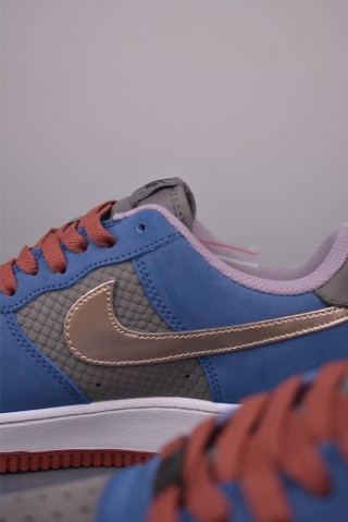 Nike Air Force 1 Low 'Black' view 8