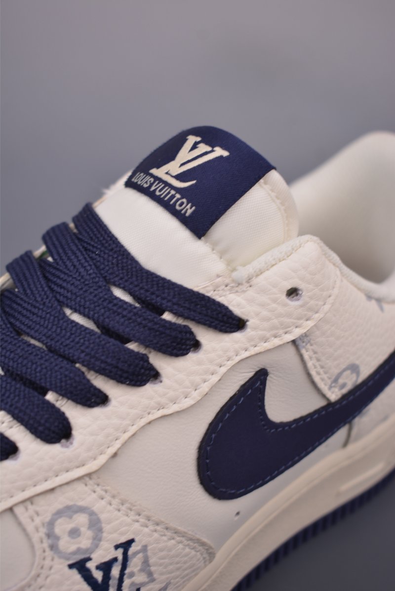 Nike Air Force 1 Low view
