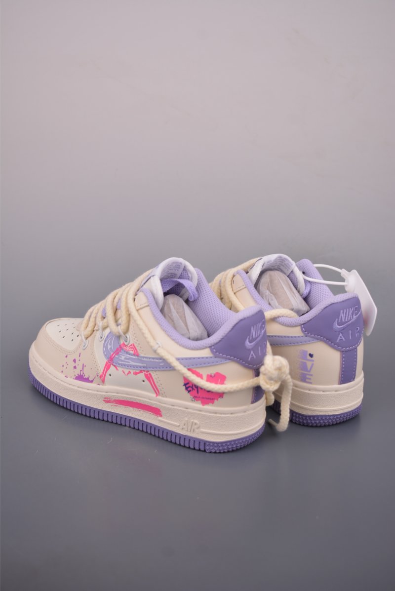 Nike Air Force 1 Low 'Graffiti Deconstruct' view