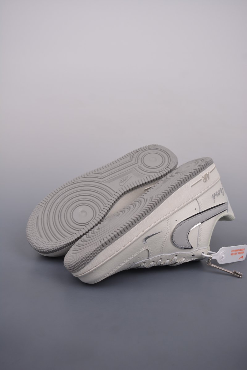 Nike Air Force 1 Low view