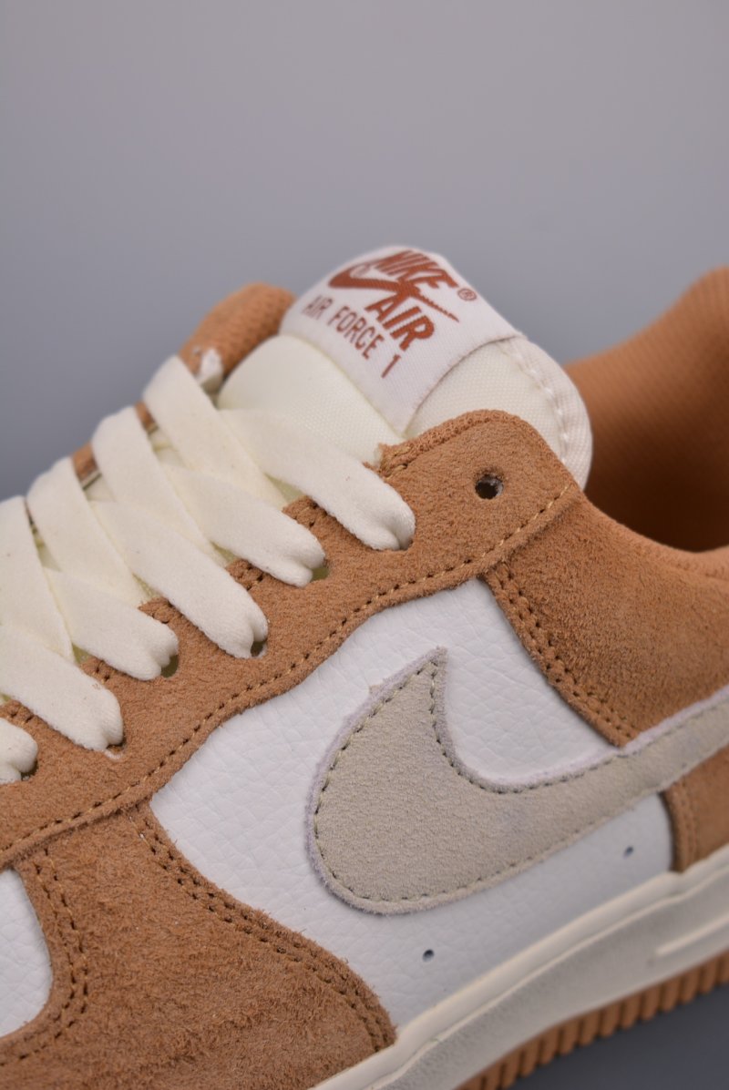 Nike Air Force 1 Low 'White / Brown' view