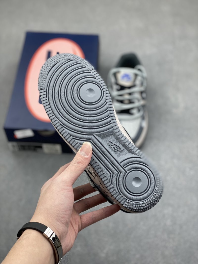 Nike Air Force 1 Low 'British Blue' view