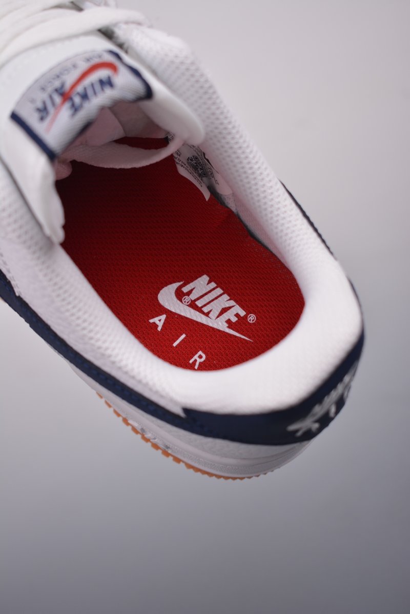 Nike Air Force 1 Low 'Black / White Gum' view