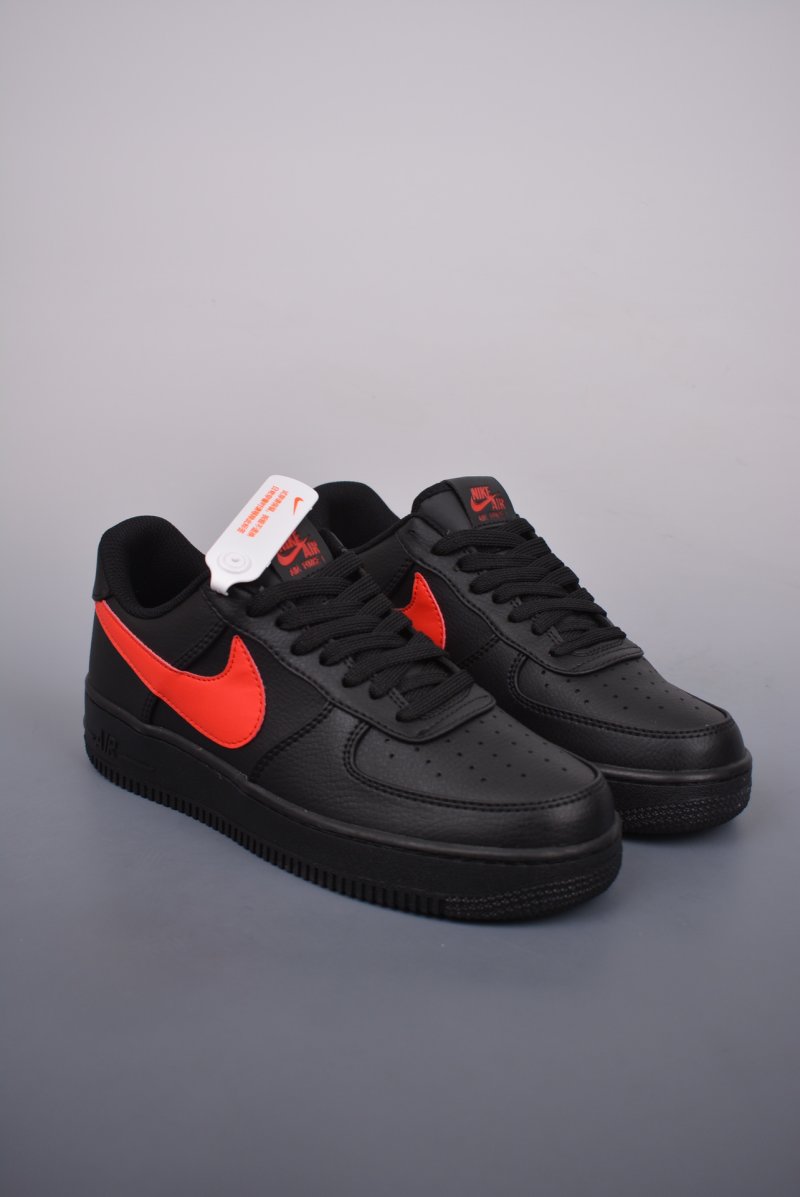 Nike Air Force 1 Low 'Black / Red'