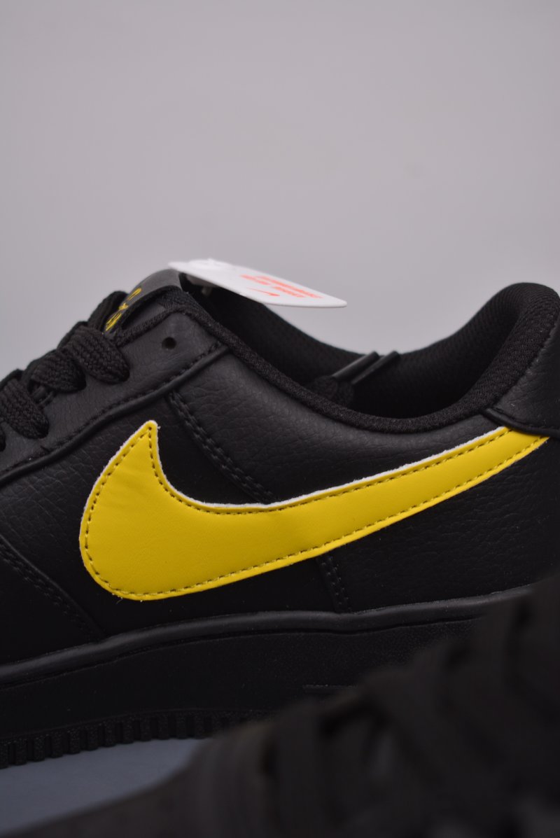 Nike Air Force 1 Low 'Black / Yellow' view