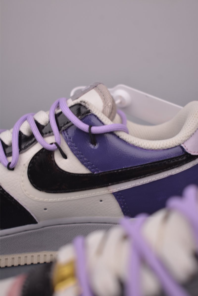 Nike Air Force 1 Low 'Pixel Cloud' view