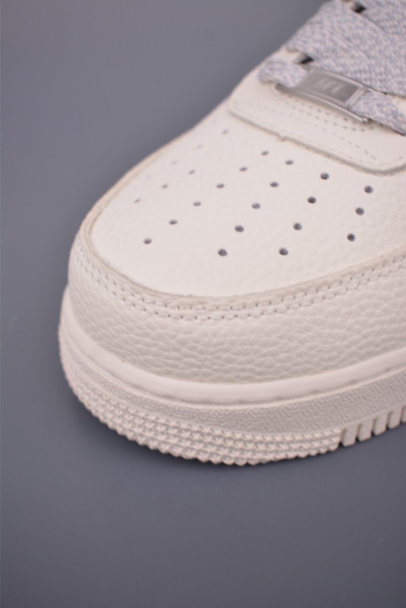Nike Air Force 1 Low view