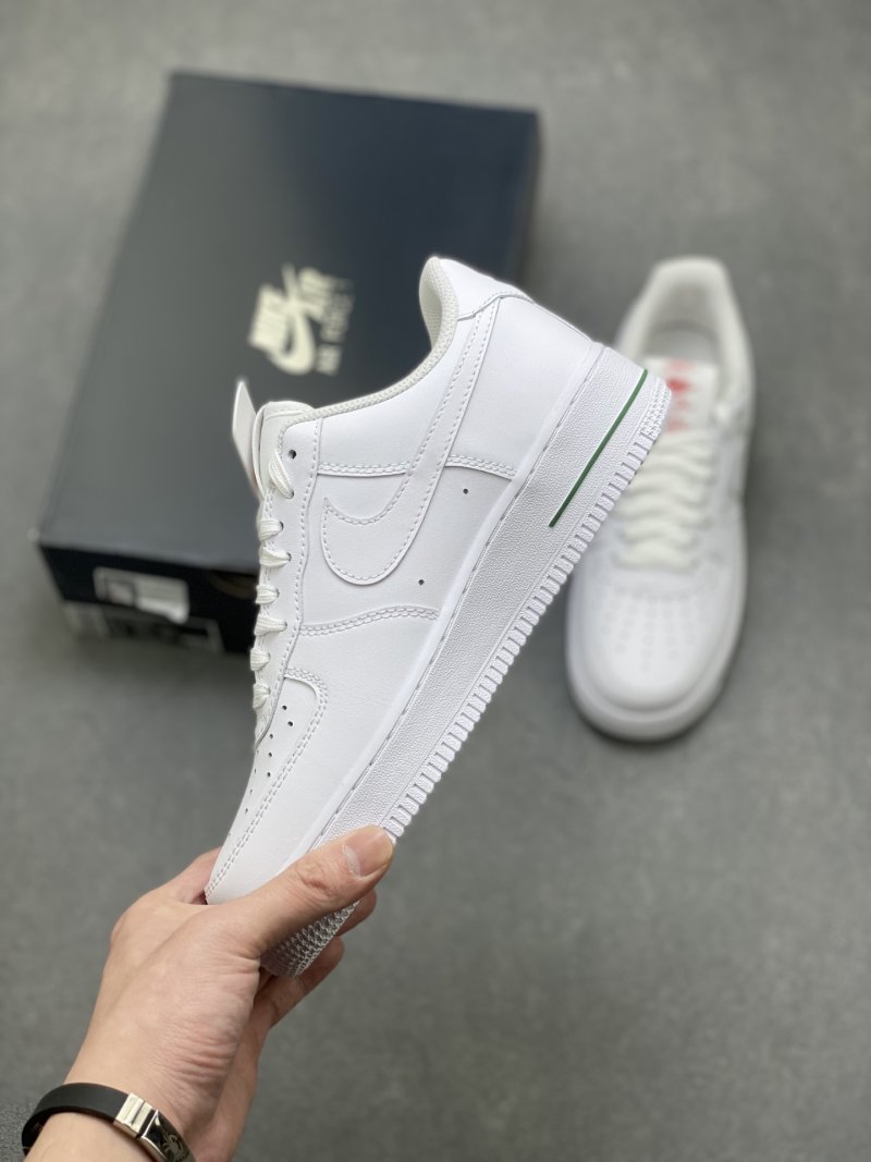 Nike Air Force 1 Low 'Gold' view