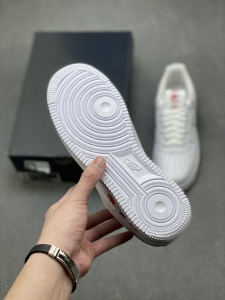 Nike Air Force 1 Low 'Gold' view 6