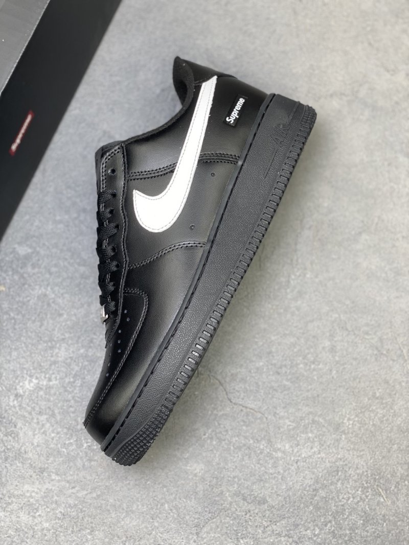 Nike Air Force 1 Low 'Gold' view