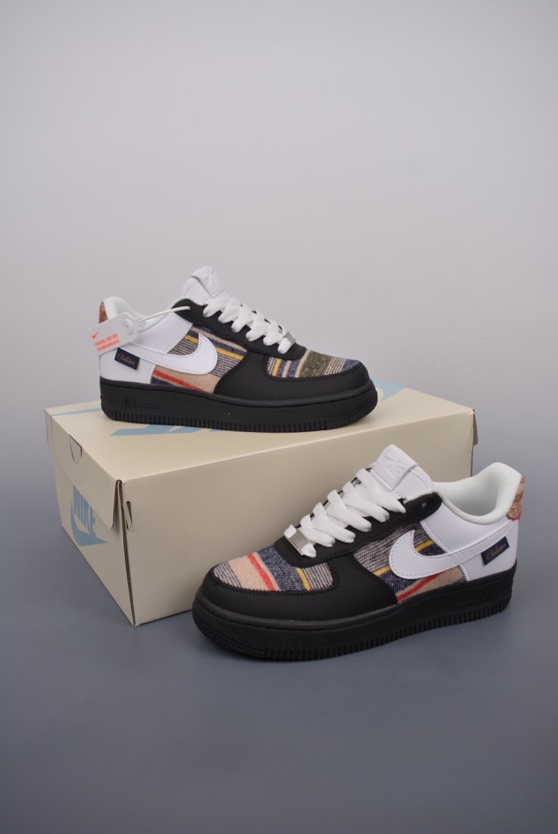 Nike Air Force 1 Low 'Black Sweater' view