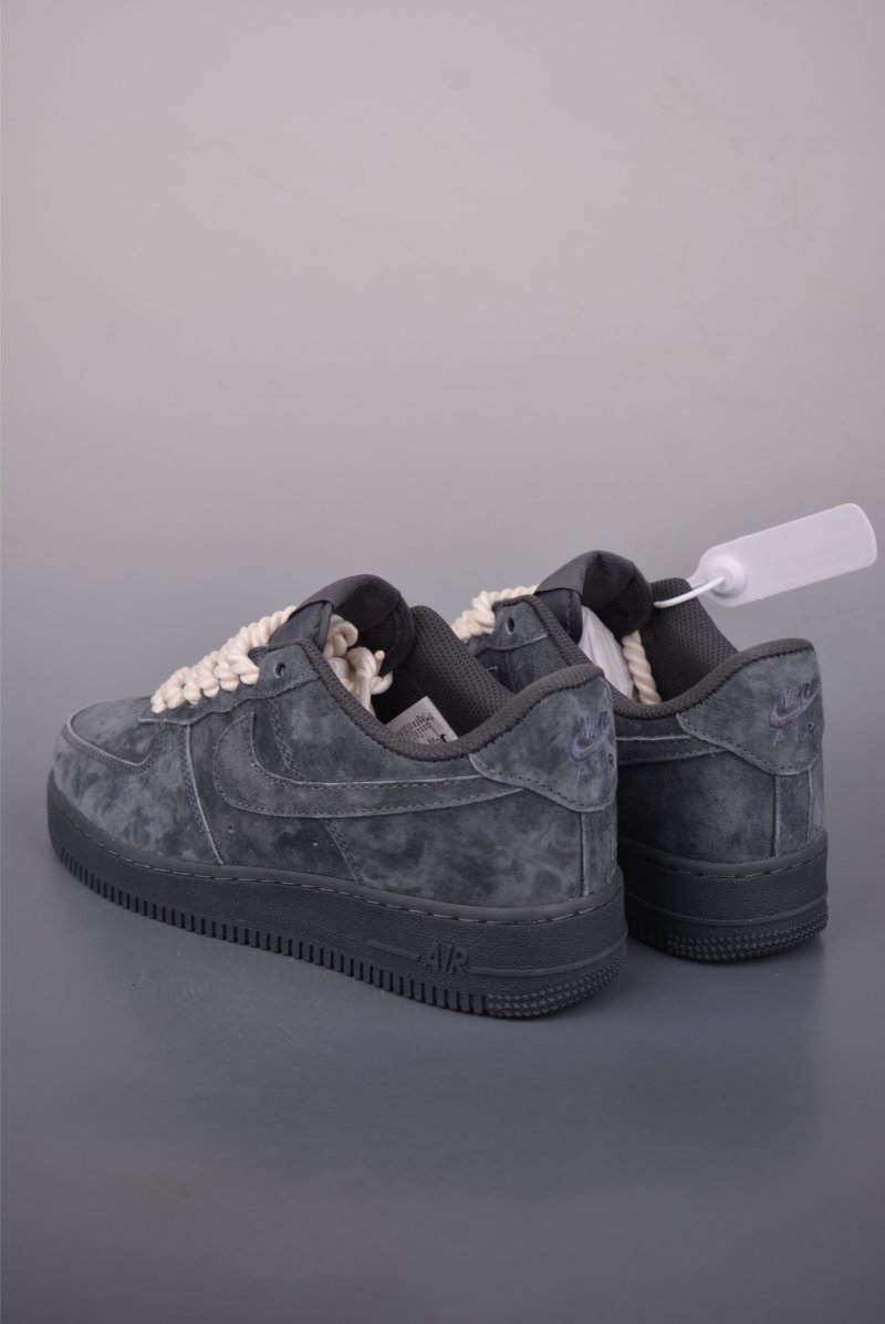 Nike Air Force 1 Low view