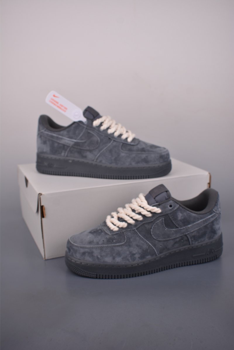 Nike Air Force 1 Low view