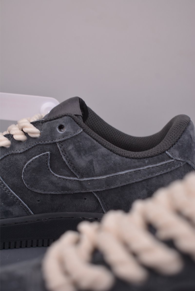 Nike Air Force 1 Low view