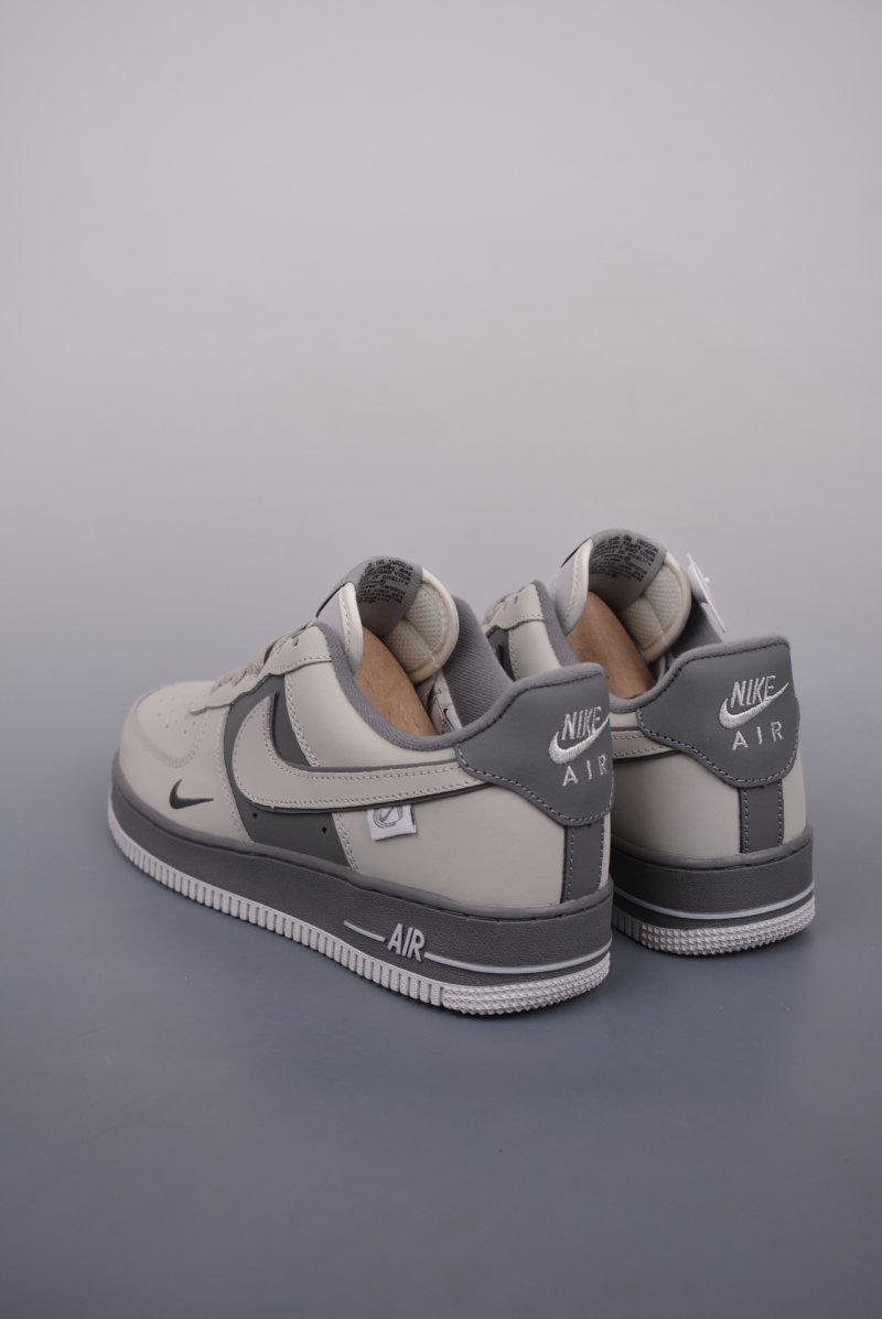 Nike Air Force 1 Low view