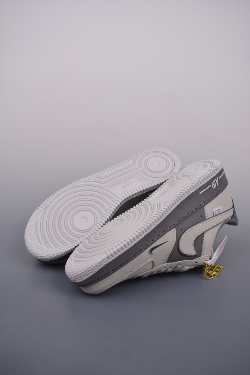 Nike Air Force 1 Low view
