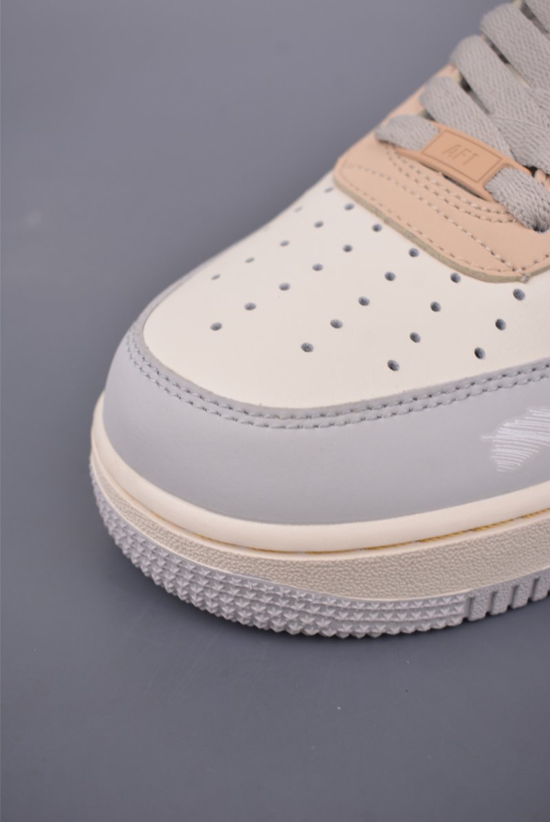 Nike Air Force 1 Low view