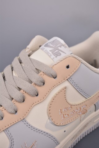 Nike Air Force 1 Low view 7
