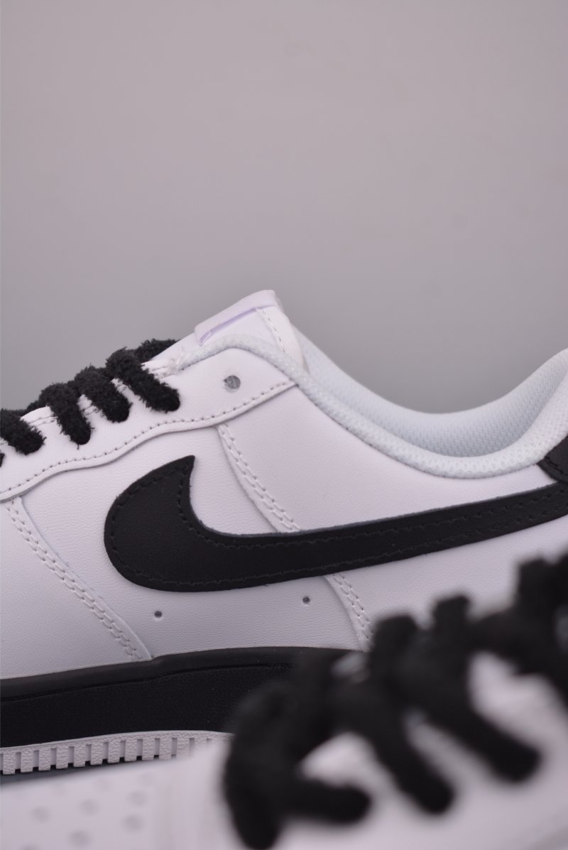 Nike Air Force 1 Low view