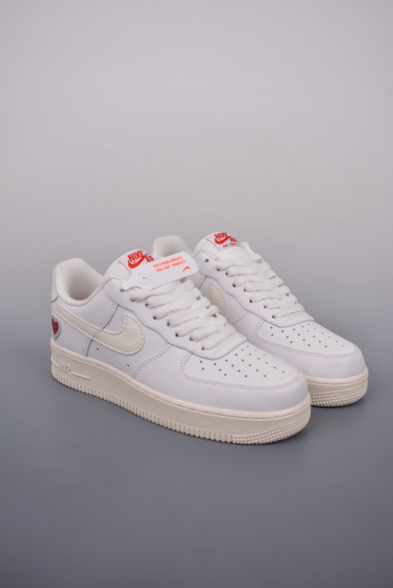Nike Air Force 1 Low