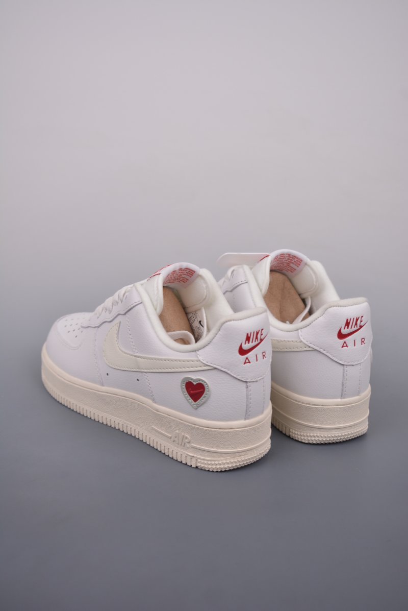 Nike Air Force 1 Low view
