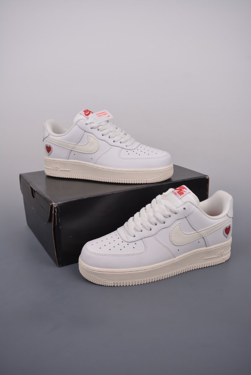 Nike Air Force 1 Low view