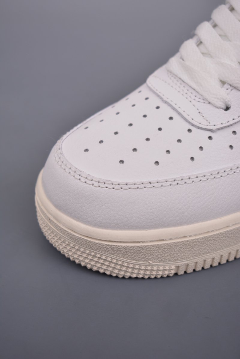 Nike Air Force 1 Low view