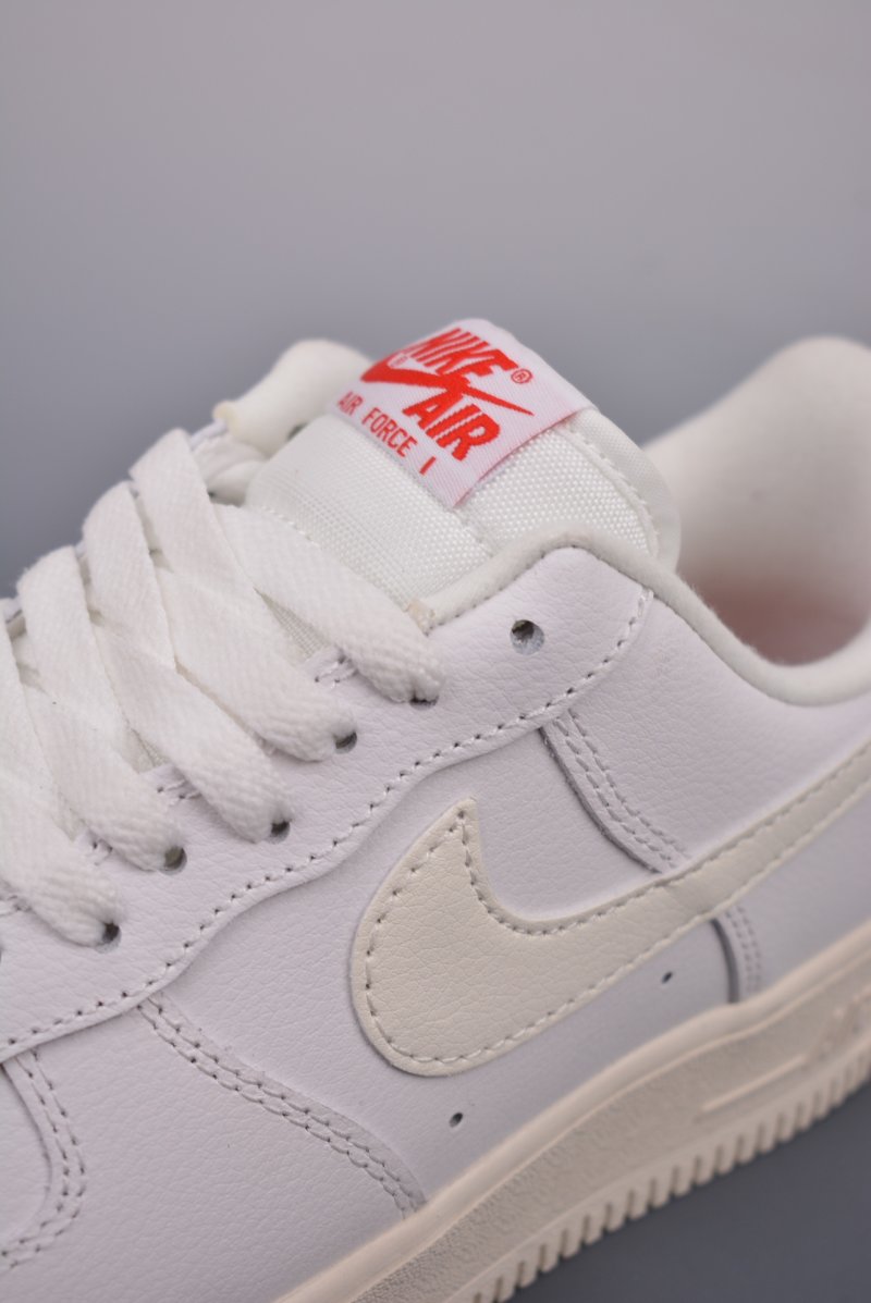 Nike Air Force 1 Low view