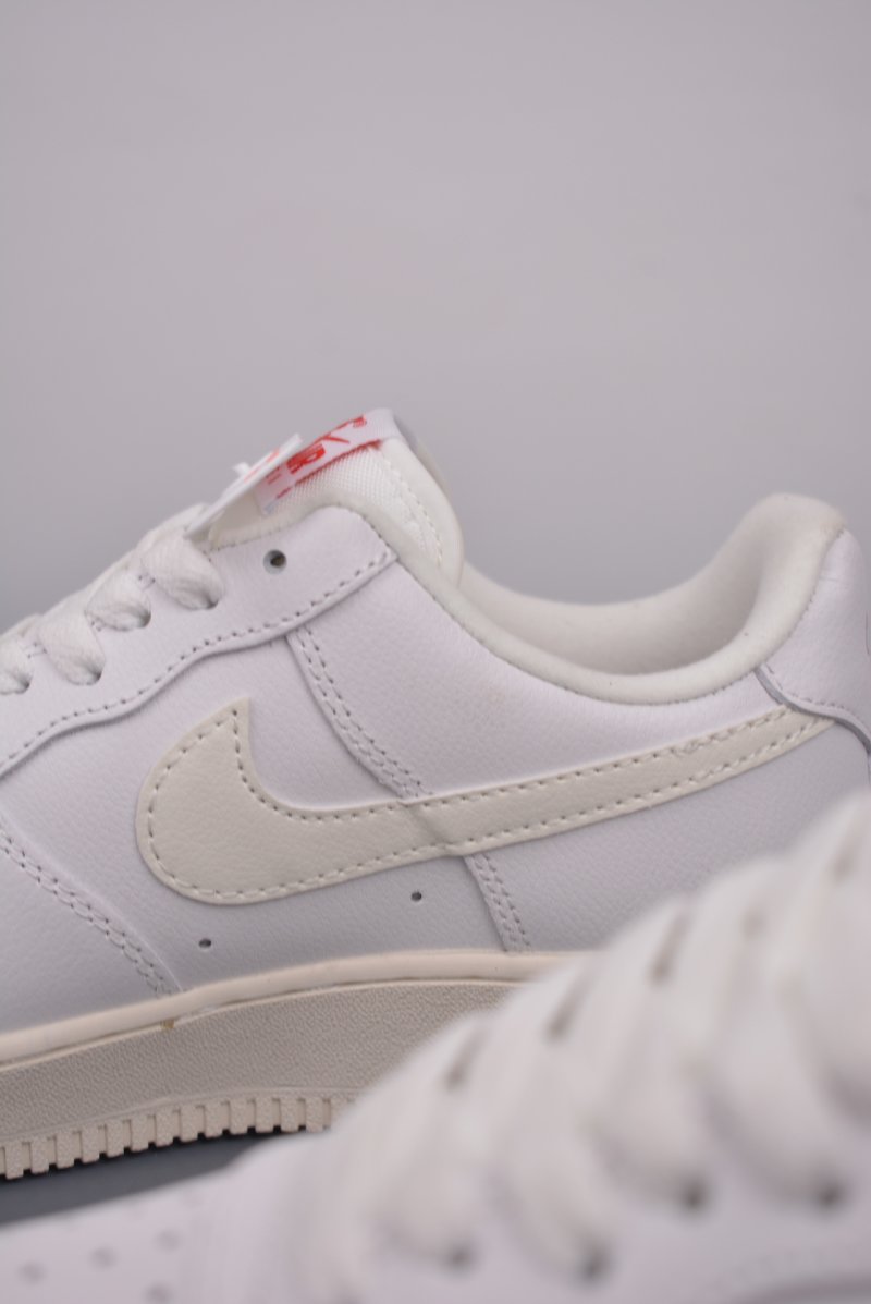 Nike Air Force 1 Low view