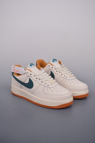 Nike Air Force 1 Low