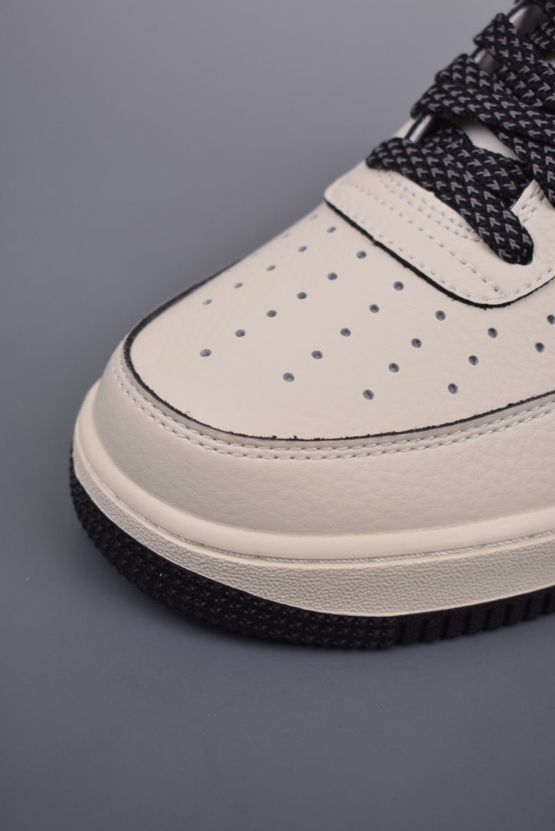 Nike Air Force 1 Low 'Pearl Black' view