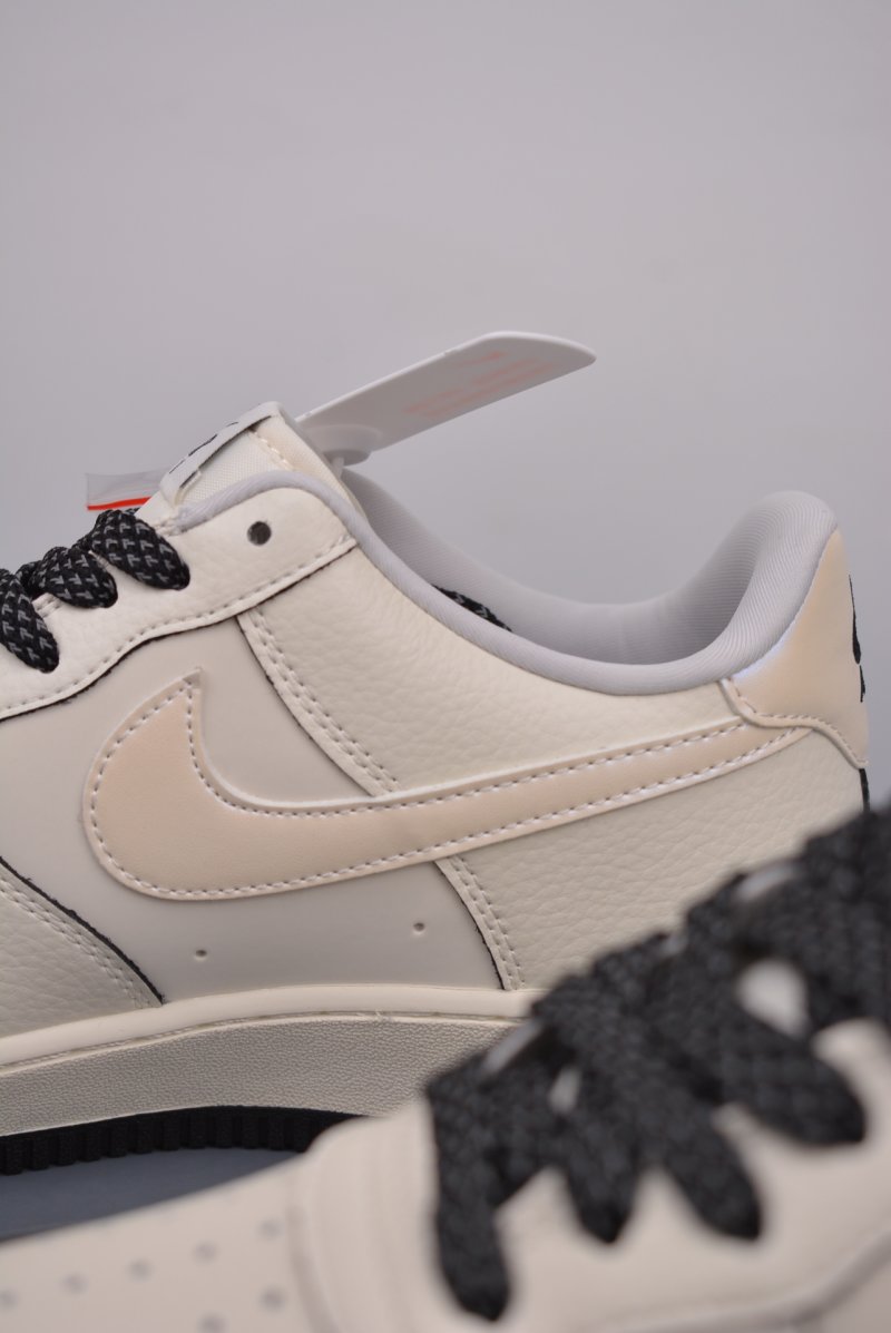 Nike Air Force 1 Low 'Pearl Black' view