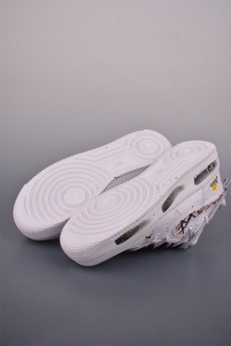 Nike Air Force 1 Low 'Wild Sketch' view