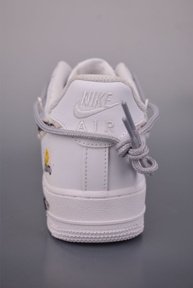 Nike Air Force 1 Low 'Wild Sketch' view